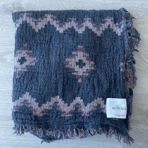 Aritzia blanket scarf